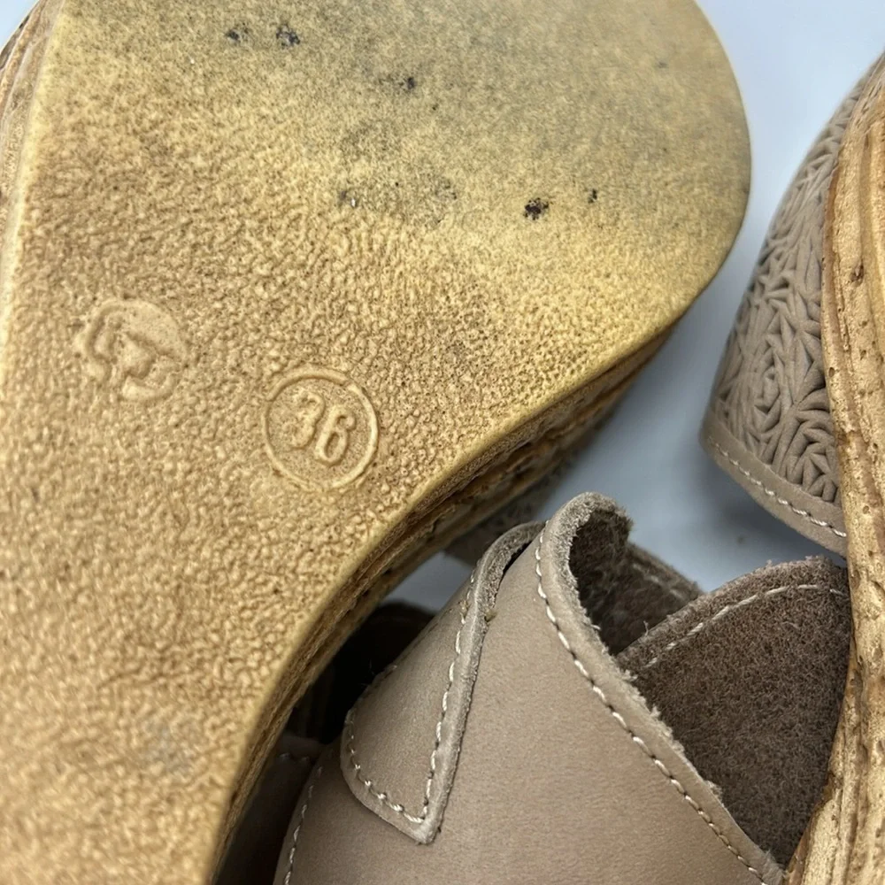 Spring Step MITU Wedge Sandals EU 36 Women's 5.5-6 Beige Perforated Leather‎